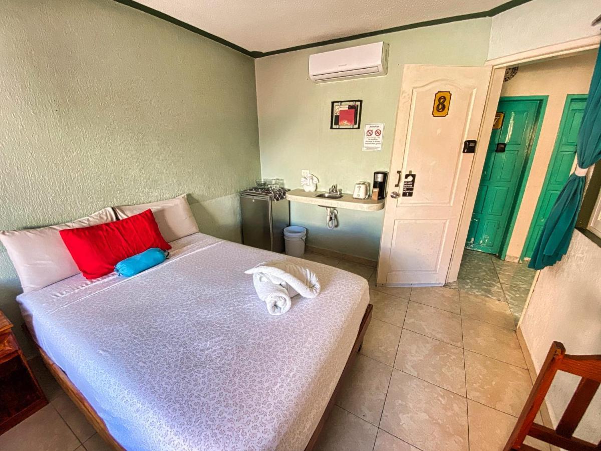 Posada Paso Del Sol Isla Mujeres Eksteriør bilde